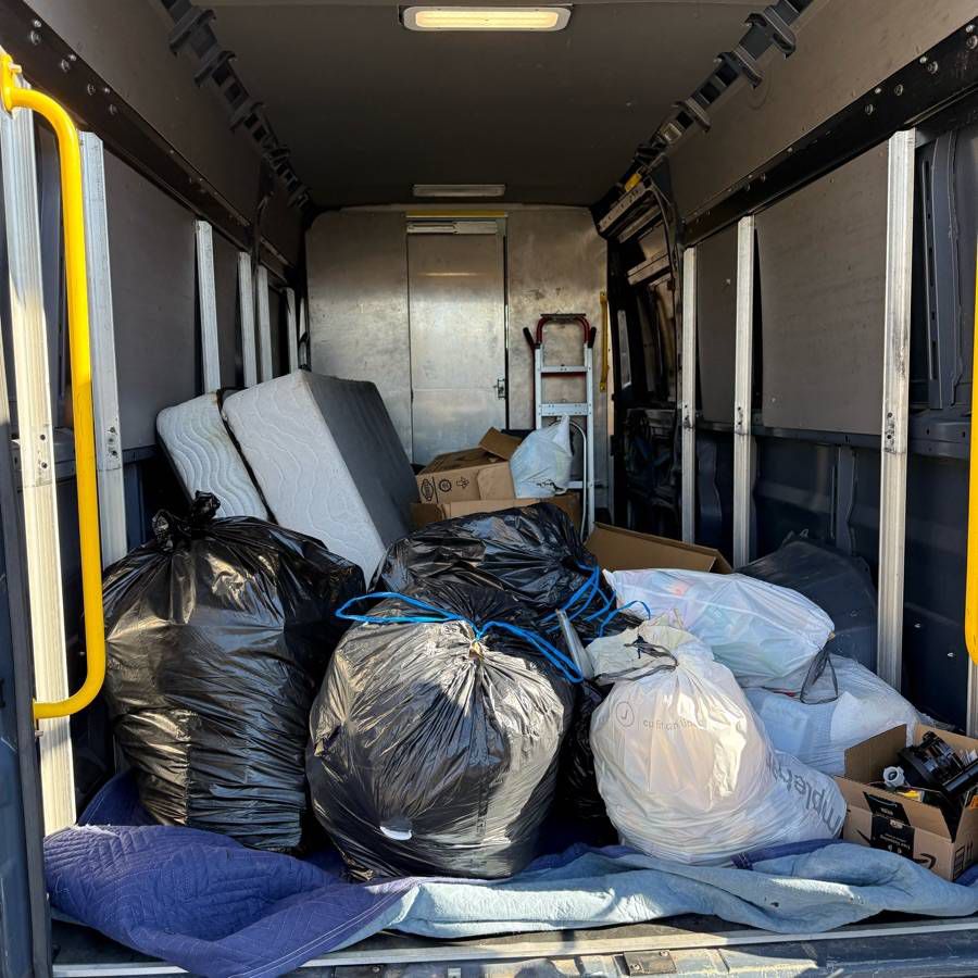 Trash and Junk Removal, Services